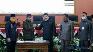 Pemkab Dan DPRD Pesawaran Setujui Raperda Pertanggungjawaban APBD 2019