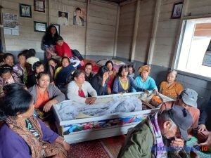 Diduga Depresi, Seorang Warga Kabupaten Karo, Nekat Gantung Diri di Pohon Alpukat