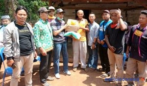 Baznas Pesawaran Berikan Santuan Ibu Poniyem, Warga Way Ratai yang Menderita Penyakit Gula