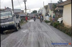 Tanah Karo Kembali Digempur Erupsi Gunung Sinabung Dini Hari Tadi