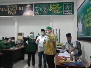 Ini Pesan Nunik Kepada 8 Pasang Balonkada Penerima Form B.1 KWK Dari PKB