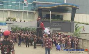 LSM LMP Tuntut Dirut PDAM Tirta Bhagasasi Mundur, Alasannya?