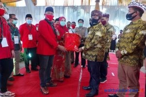Eva -Deddy Pendaftar Kedua di KPU Bandarlampung, Berkas Lengkap