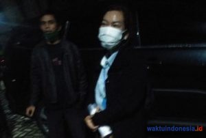 Keluarga Tegar Dampingi Yus Felesky Daftar ke KPU di Suasana Duka