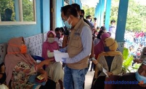 Lagi, Bupati RAS Salurkan BLT APBD di Baradatu