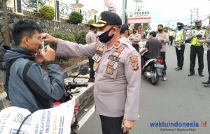 OZK 2020 Polres Lambar, Pengendara Dapat Masker, Vitacimin dan Tabungan Anak-Anak