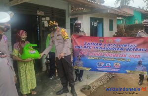 Polres Pesawaran Gelar Sosialisasi Ops Zebra Krakatau dan Baksos Jumat Berkah