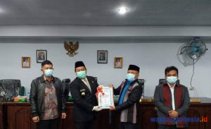 Bupati Dairi Sampaikan Nota Pengantar Keuangan RAPBD 2021