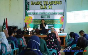 Jadi Narasumber, Bupati Eddy Semangati Peserta Basic Training HMI Dairi
