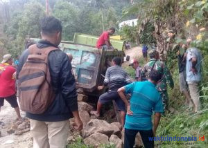 Sempat terjadi Macet 5 Jam di Jalur Lintasan Mukun-Borong
