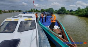 Kapal Patroli XXV-2005 Terlihat Langlang di Laut Tuba