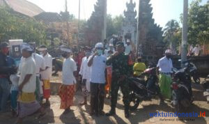 TNI Imbau Warga Kampung Bali Tengah Banjit Patuhi Prokes
