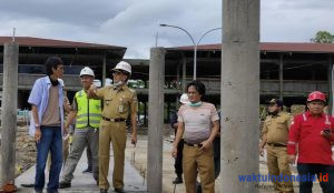 Hari Pertama Kerja Pasca-Cuti, Bupati Agus Sidak Proyek Kantor Pemkab