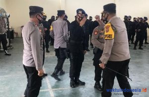 Kapolres WayKanan Lepas 71 Polisi BKO Pengamanan Pilkada 2020
