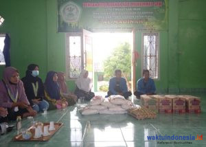 Pengurus Rayon Syariah Salurkan Hasil Penggalangan Dana untuk 3 Penerima