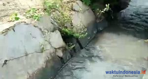 Proyek Rehabilitasi Jaringan Irigasi Miliyaran Dikeluhkan Petani