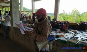 Pemdes Golo Tolang Gelar Razia Prokes Di Pasar Ketang