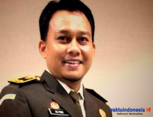 Penyidik KPK Laksanakan Tahap 2 Tersangka Bupati Labura dan Ags ke JPU