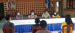 Transparan, Kades Sariman Paparkan LKPj APDes 2020