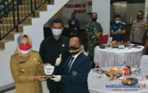 HPN 2021, Bupati Winarti Raih Anugerah Tjindarboemi