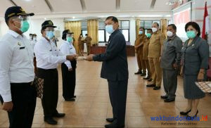 Bupati Terkelin Serahkan SK Pengangkatan PPPK dan CPNS 2020