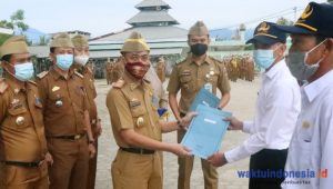 1 CPNS dan 14 PPPK di Pesibar Kantongi SK, Plh Bupati Lingga Titip Ini