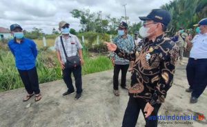 Bupati Saply Perintahkan Kadis PUTR Perbaiki Kerusakan Jalan Pangkal Mas Jaya