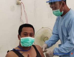 Aparatur Desa di Kecamatan Rawa Jitu Utara Divaksin di 2 Lokasi, Diikuti 3 Aleg