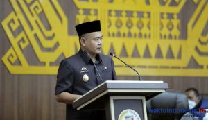 Wabup Fauzi Sampaikan LKPj Bupati Pringsewu 2020 Kepada DPRD