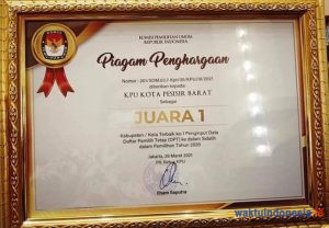 KPU Pesibar Sabet Penghargaan Pusat, Ini Prestasinya