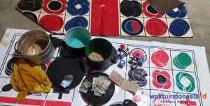 Polisi Bubarkan OT, Angkut 2 Pelaku Judi Koprok dan Miras