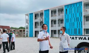 Bupati Agus Istiqlal Tinjau Pembangunan SMPN 1 Krui