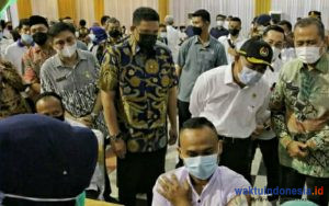 May Day di Medan, Menko Muhadjir Pantau Vaksinasi Buruh