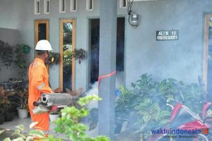Cegah DBD, Lanal Kendari Gelar Fogging