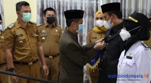 Ini Pejabat Eselon II dan III Pesibar yang Dilantik Sekkab Lingga