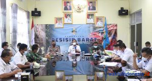 Bupati Agus Buka Rakor Pemberlakuan PPKM Mikro