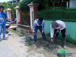 Sering Kebanjiran, Warga Sukaraja Swadaya Bangun Drainase
