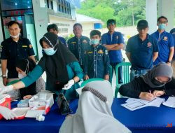 Momen Peringatan HUT Ke-61, Karang Taruna Pesibar Gelar Vaksinasi