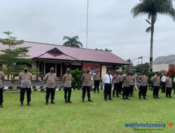 20 Polisi Lambar Terima Reward Kapolres: Ada Kapolsek yang Kecelakaan saat Kebakaran di Pesibar