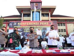 Perampok Toko Emas di Sumut Bersenpi dan Pakai Hansaplast: 3 Senpi, Ratusan Peluru dan 6,8Kg Emas Diamankan