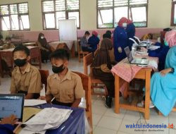 400 Pelajar 12 Tahun ke Atas di Pesawaran Disuntik Vaksin