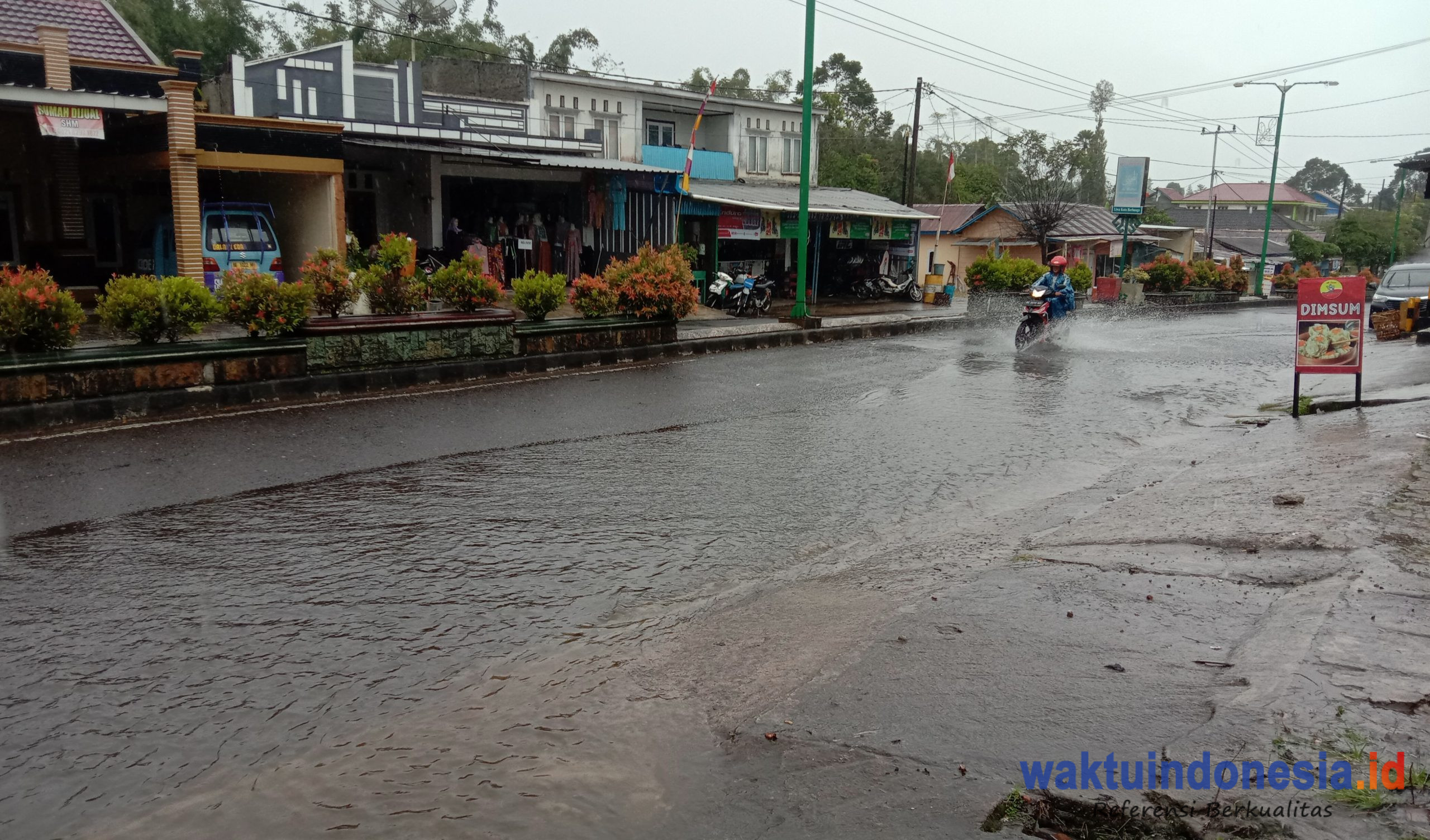 jalan raden intan jalur dua waymengaku lampung barat