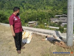 Sesosok Pria Ditemukan Tak Bernyawa Di Depan Kantor Kecamatan Teluk Pandan