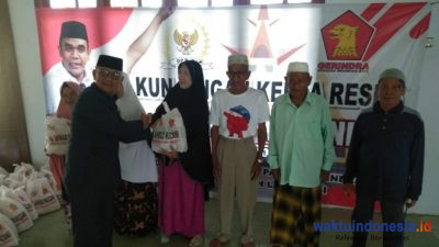 Anggota DPR-RI Reses, 75 Orang Ibu – Ibu Pengajian Terima Sembako