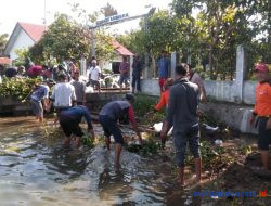 Tangani Sampah di Danau Ranau, Camat: Jaga Danau untuk Anak Cucu
