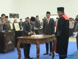 Ketua DPRD Pesisir Barat Resmi Ganti, Yang Baru Sudah Dilantik