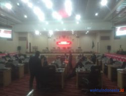 Rapat Paripuna DPRD Tulangbawang Molor 3 Jam