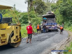 Pengaspalan Jalan Liwa-Ranau saat Hujan, Pengawas: Faktor Cuaca
