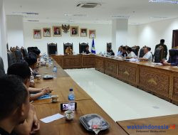 Ngadap Bupati Pesisir Barat, Warga Wayjambu Minta Tambak Udang Ditutup