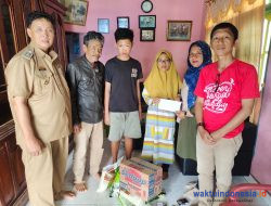 Sambangi Iqbal, PWI Pesisir Barat Serahkan Tali Asih